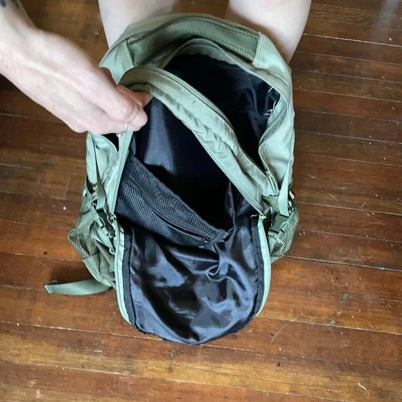 PINK Victoria's Secret Beige Backpack - Picture 8 of 8